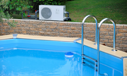 Exemple d'Installation d'une pompe à chaleur près d'une piscine